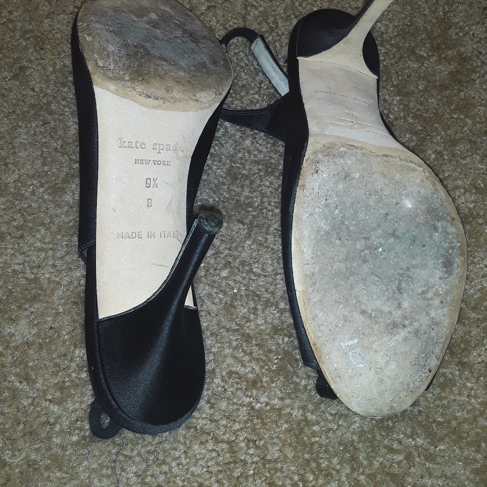 Shoes - Picture 2 of 8